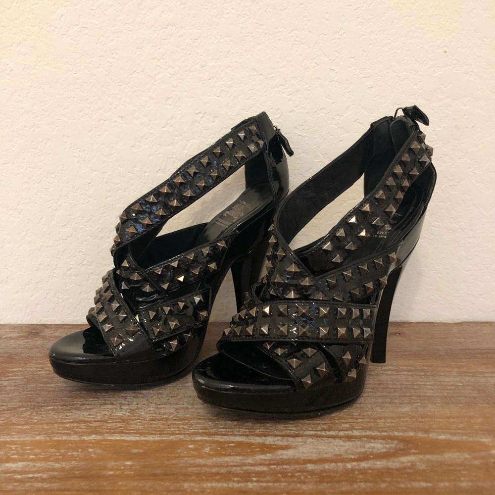 Burberry Porsum Studded Knight heels